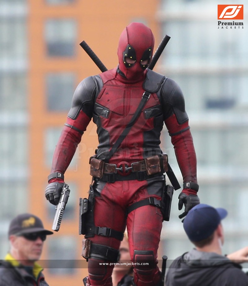 Mount Bank Måge Opfattelse Deadpool Leather Jacket by Ryan Reynolds Riding Motorcycle